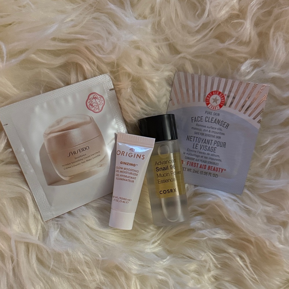 Free w/ Purchase-4pc Skincare Set - Origins Ginzing, COSRX, etc.
